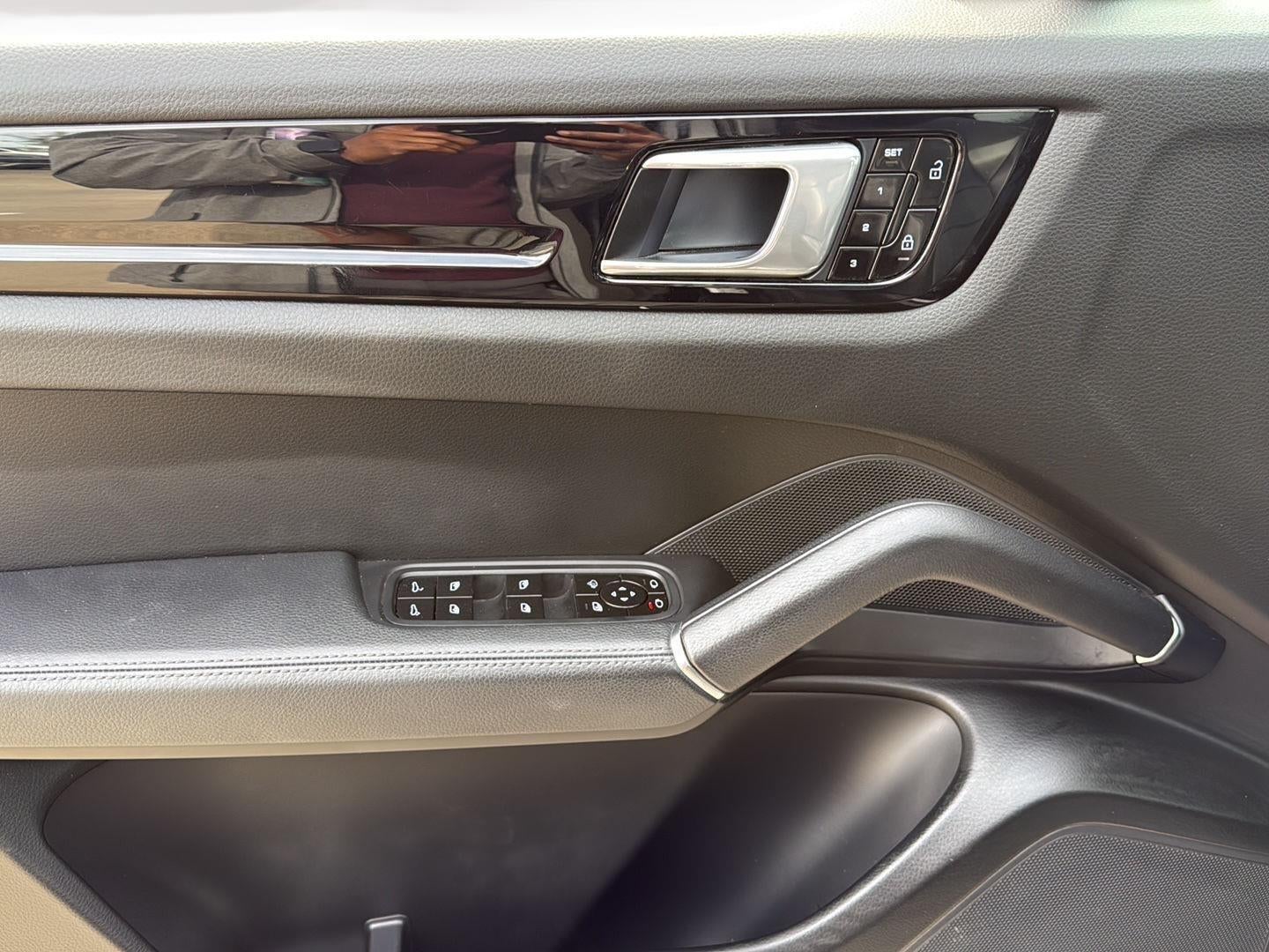 2021 Porsche Cayenne AWD