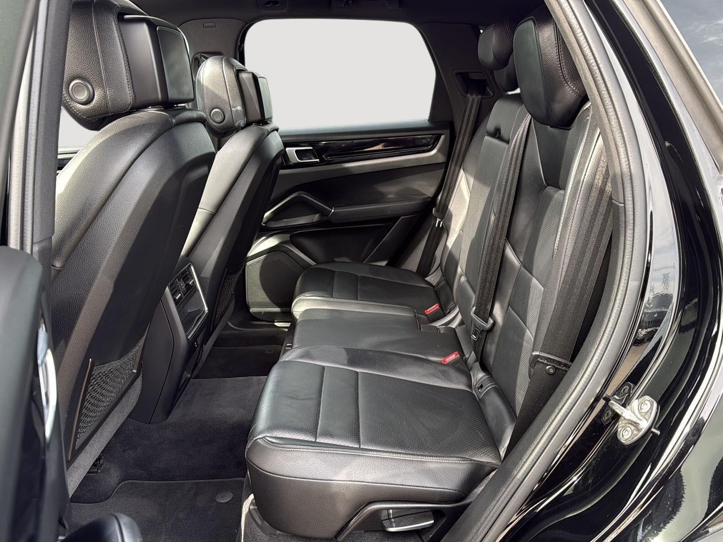 2021 Porsche Cayenne AWD