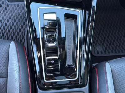 2024 Volkswagen Golf GTI SE