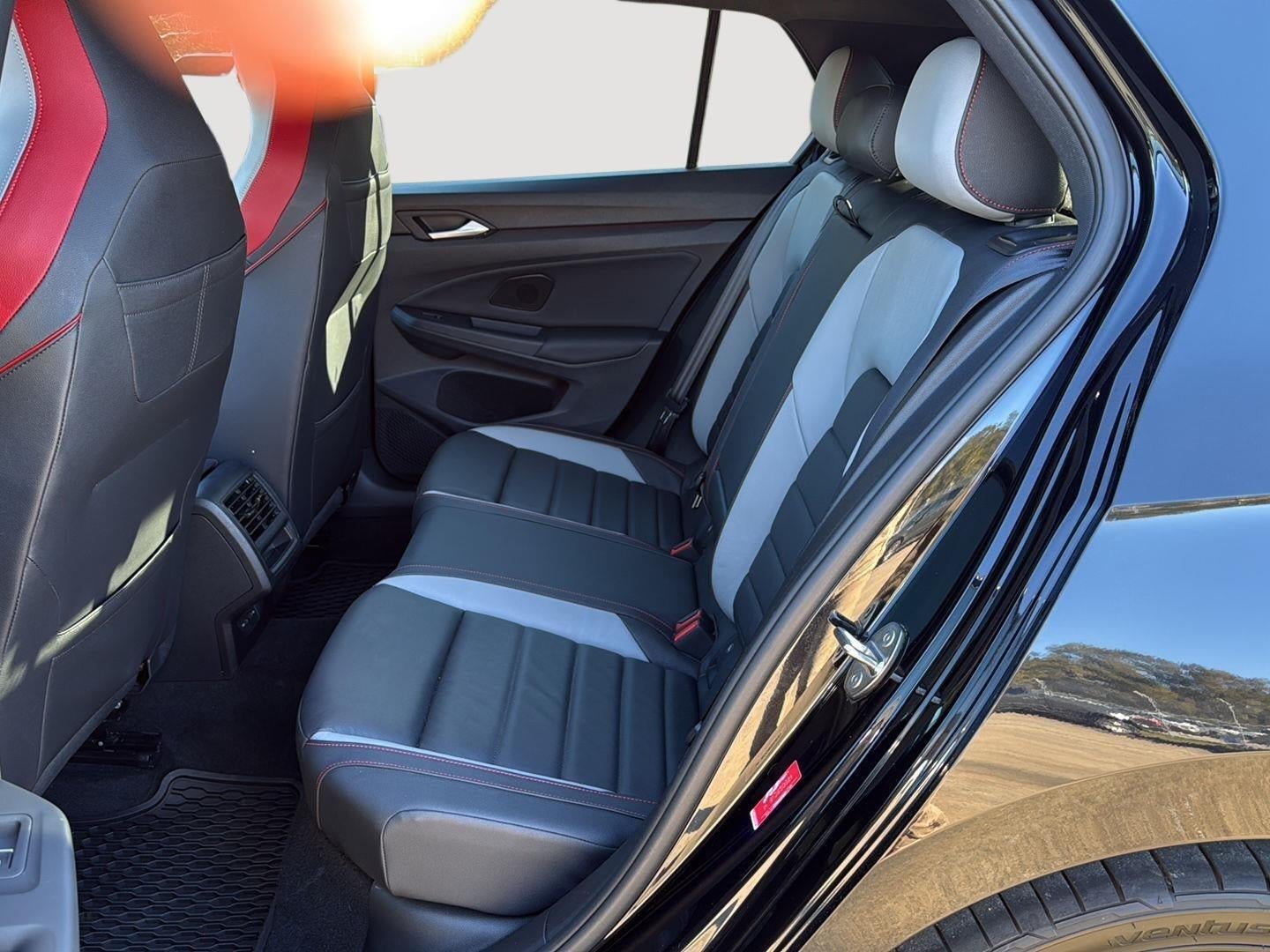 2024 Volkswagen Golf GTI SE