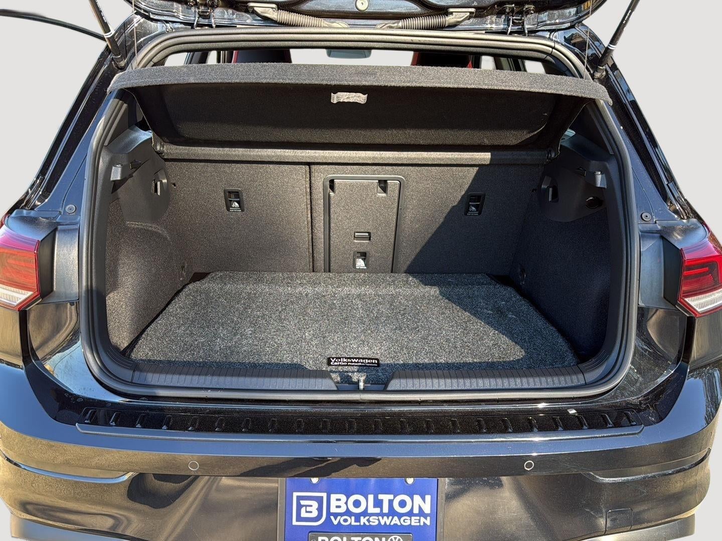 2024 Volkswagen Golf GTI SE