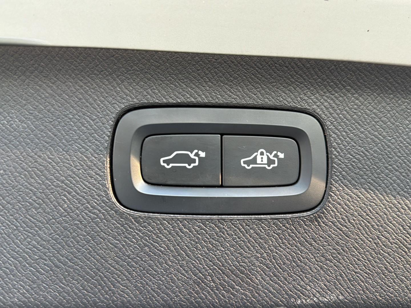 2021 Volvo XC90 Inscription